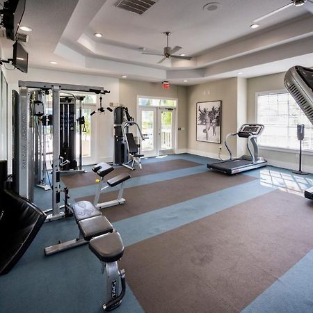 Designed 2Br With Balcony Pool And Gym Lejlighed Bradenton Eksteriør billede